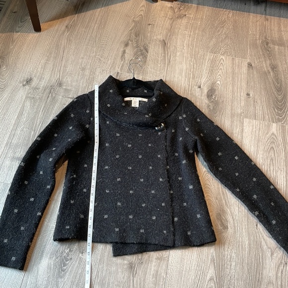 MAX STUDIO Gray & Black Soft Warm Cowl neck button sweater . - Picture 7 of 8